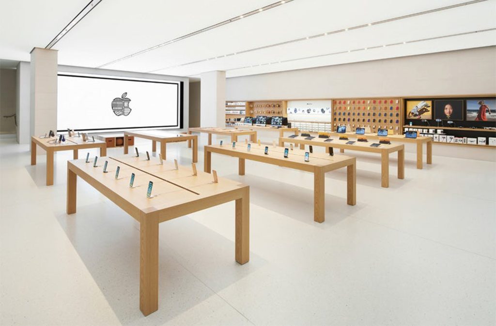 Why Apple Could Be Slammed By a Recession