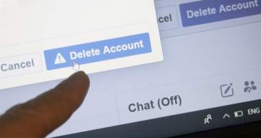 Reddit, YouTube, & Twitch Launch Anti-Trump Purge Before Election