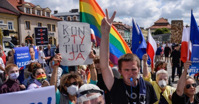 Poland Globalist Opposition