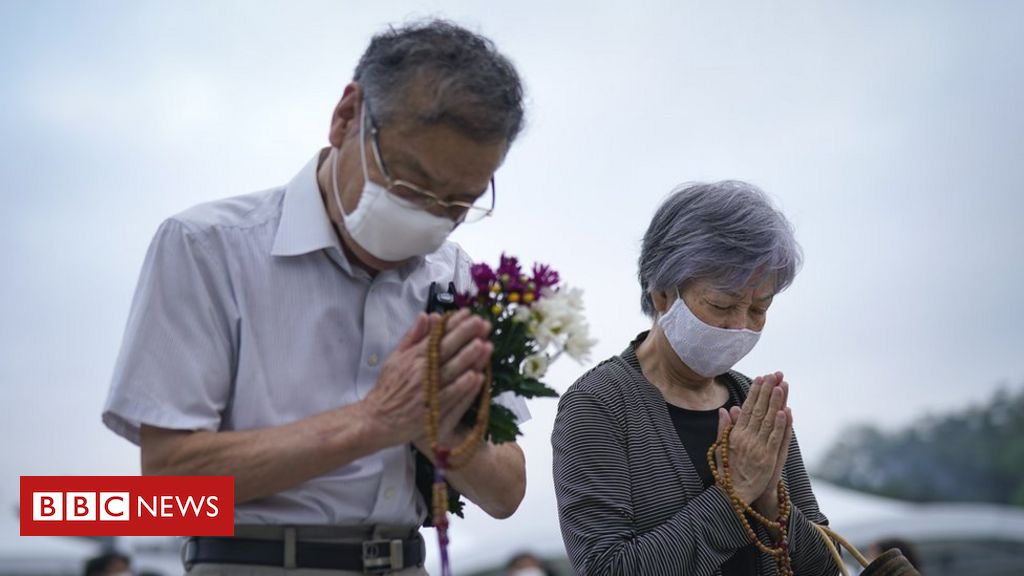 Hiroshima bomb: Japan marks 75 years since nuclear attack