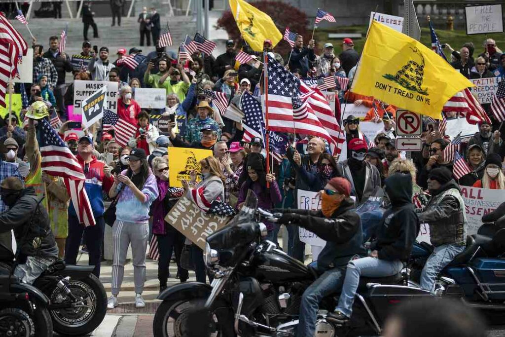 A Weary America Braces for More Pandemic Lockdowns