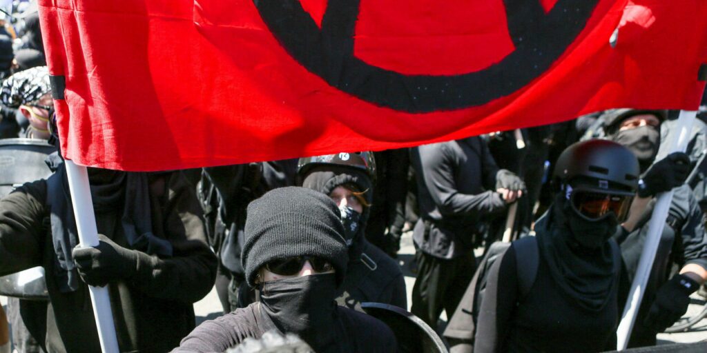YPG/PKK recruited foreign fighters from Antifa groups in Western countries, report says