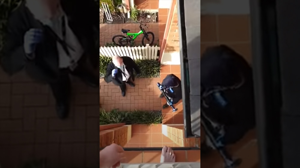 MEDICAL POLICE STATE TYRANNY: Australian police smash down the door of a man and violently arrest him for mentioning anti-lockdown protest
