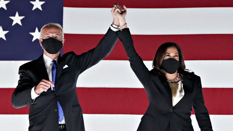 CURL: Biden Flip-Flops After Admitting National Mask Mandate Plan Is Unconstitutional, Now Says He Won’t Do It
