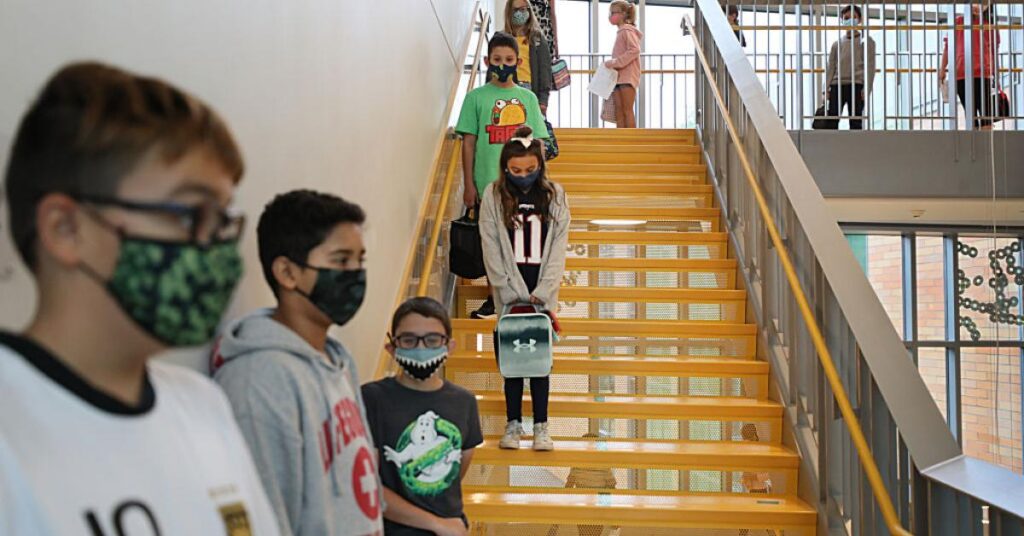 Some schools instituting no-talking lunch periods to fight COVID-19