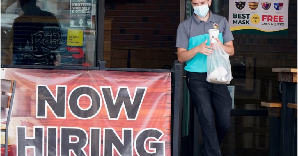 New jobless claims fall to lowest level since mid-March