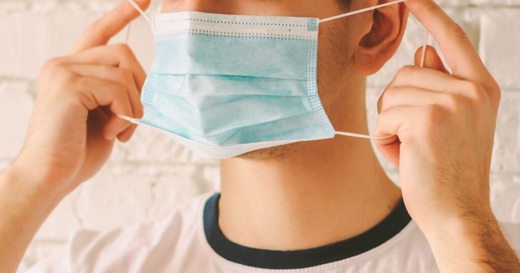 Teen Reportedly Arrested After Not Wearing a Face Mask While Having a Panic Attack