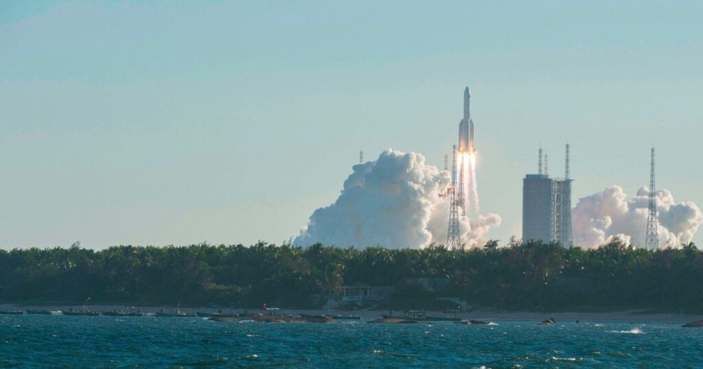China Threatens To Take Lead in 21st Century Space Race, Launching Independent Orbital Station: Report
