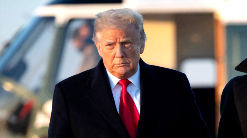 Trump Responds to Twitter’s Permanent Account Suspension