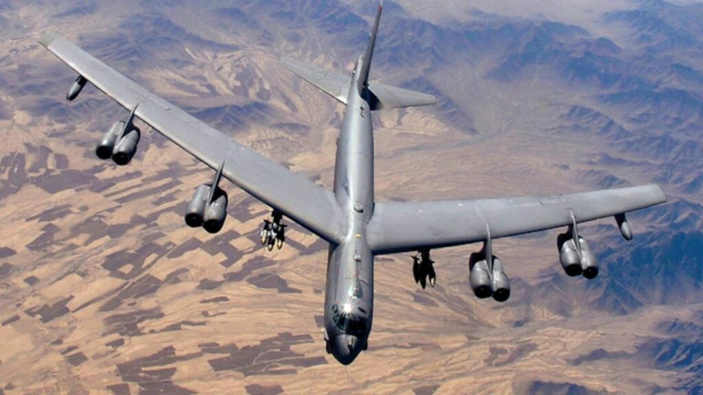 Watch: 700 Iran Navy 'Fast Boats' Swarm Persian Gulf As US Conducts Another B-52 Flyover