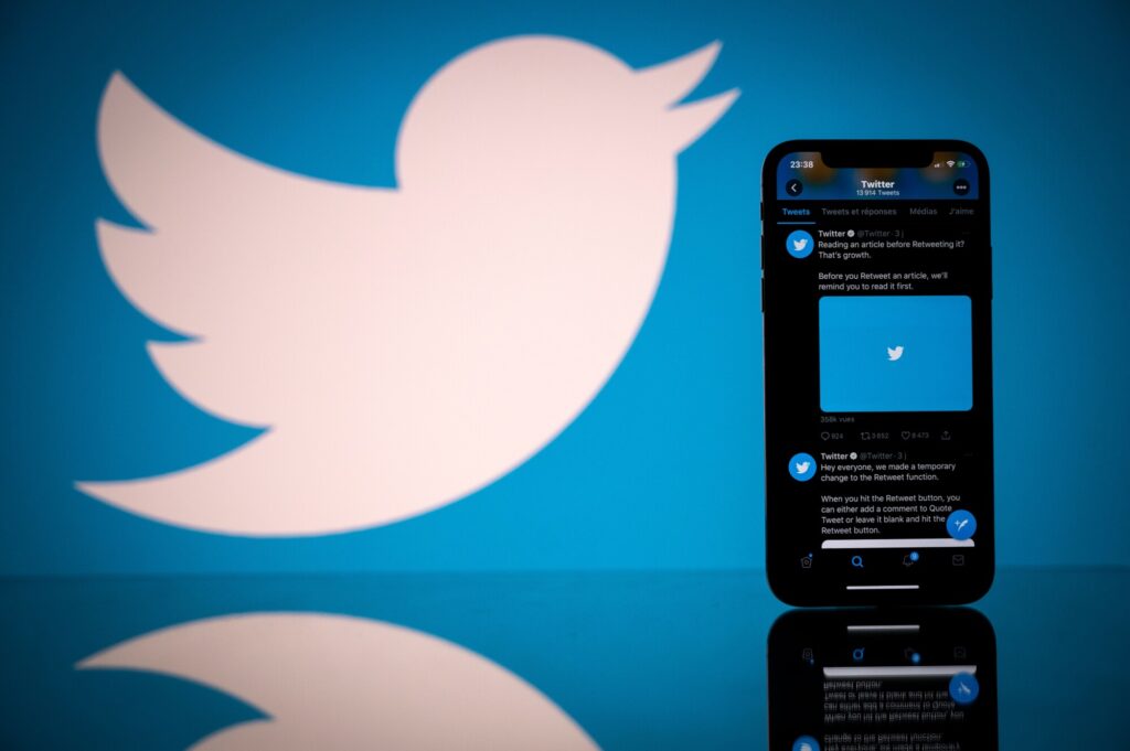 Twitter Removes Hundreds of Accounts It Says Are Linked to Iran, Russia, Armenia