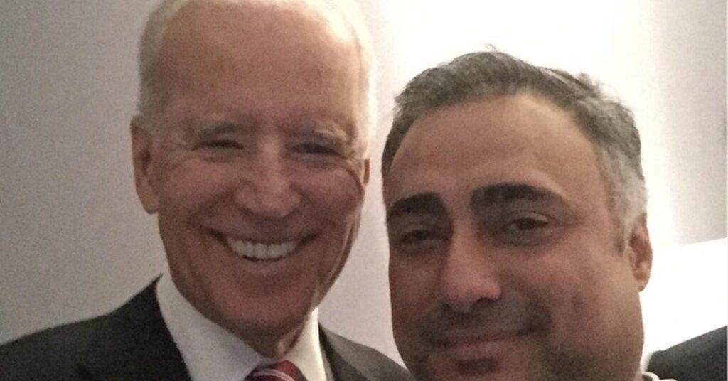 Convicted Democratic fund-raiser had secret ties to U.S. intelligence