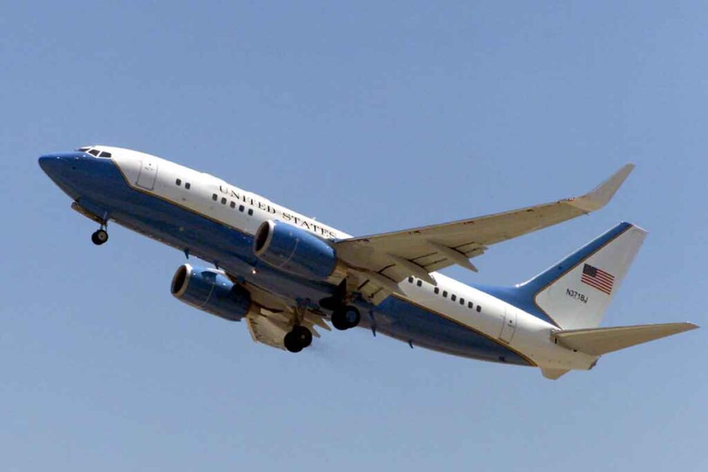 Distracted Guard, Gate Malfunction Allowed Intruder to Board Aircraft at Joint Base Andrews