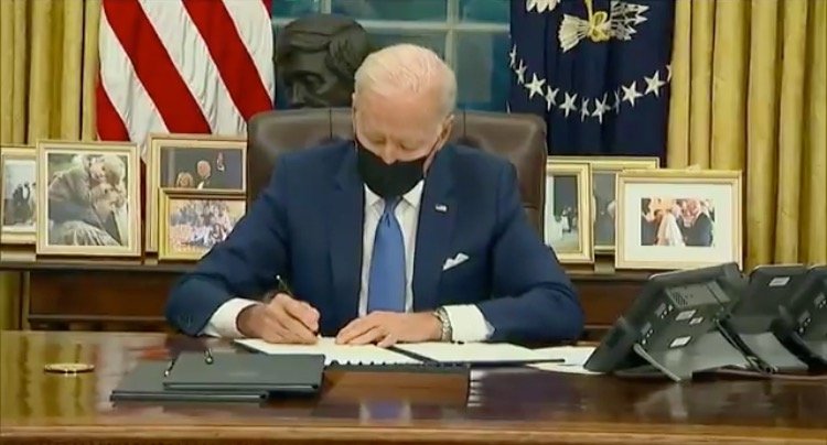 China Joe Signs Executive Order Banning Federal Use of the Words “Wuhan Virus” to Describe Wuhan Virus
