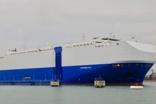 Israeli-Owned Ship Attacked Off UAE Coast 2 Days After Natanz Incident