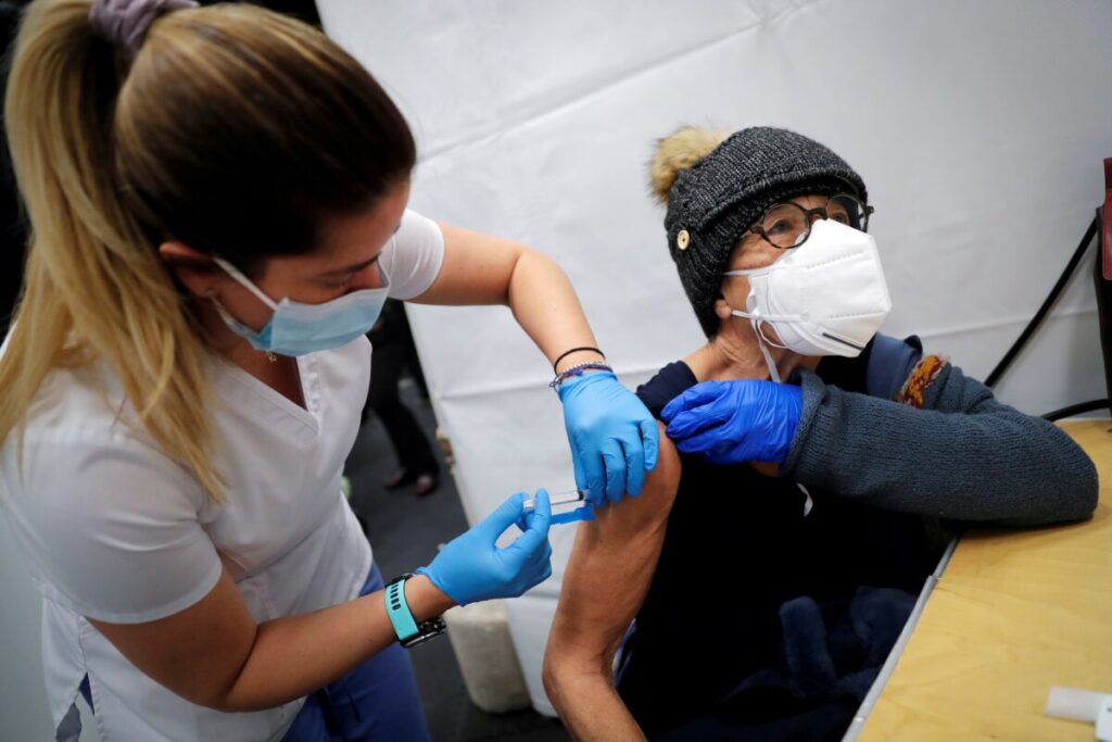 More Side Effects With Moderna COVID-19 Vaccine: CDC Study