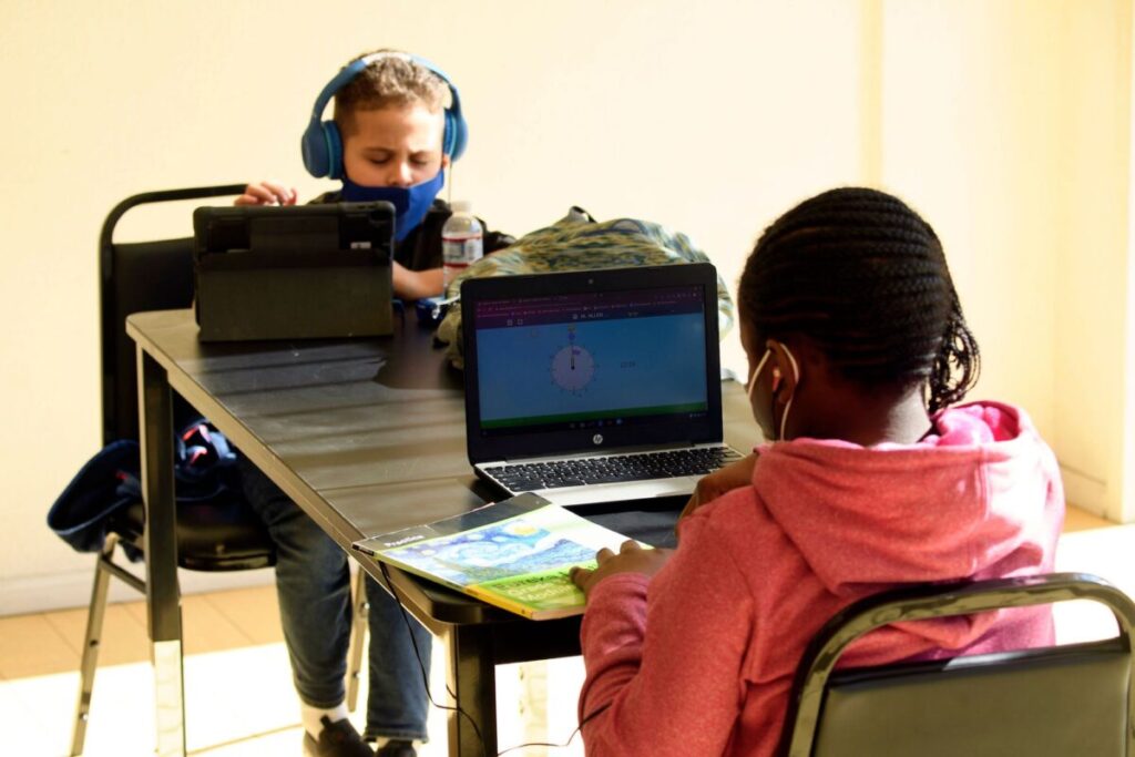 Parents Sue LA School District Over COVID Mandates for Children