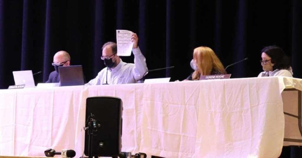 NJ School Board Puts Holidays Back on Calendar Because Taking Them off Was Idiotic