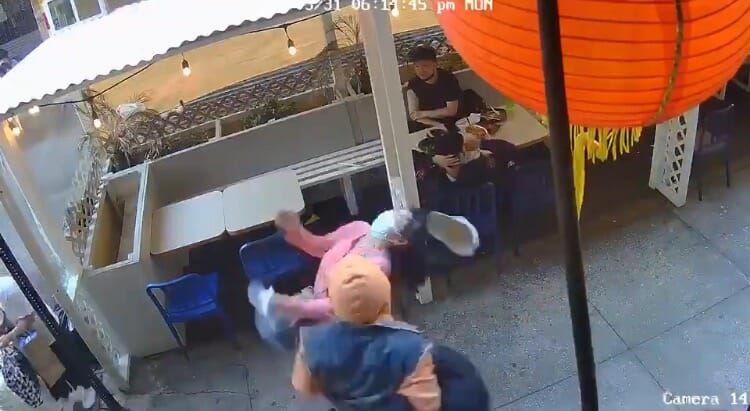 New York: Black Man Sucker Punches Asian Woman in Chinatown, Knocks Her Out Cold (VIDEO)