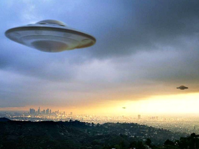 Alex Marlow on Rubin Report: UFO Talk ‘Seems like a Head Fake by the Government,’ Distraction from Real Problems