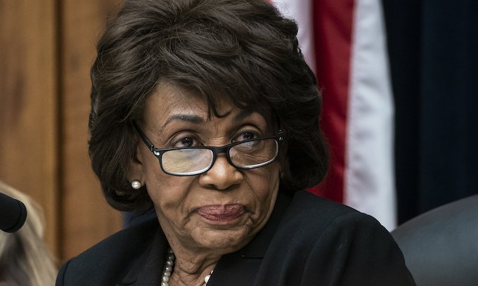Maxine Waters Goes After County Sheriff