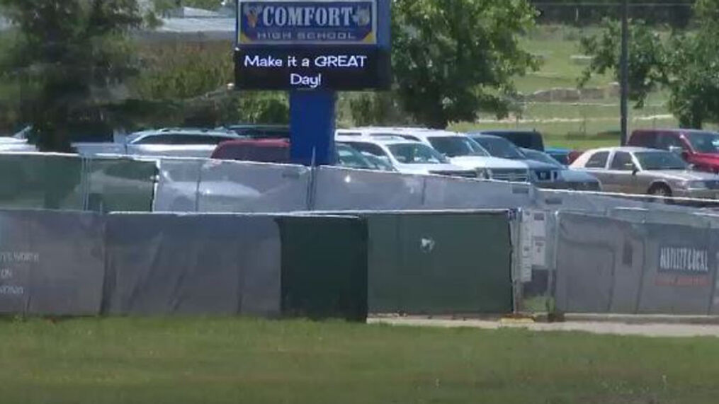 School Suspends 40 Students and Parents Hit the Roof
