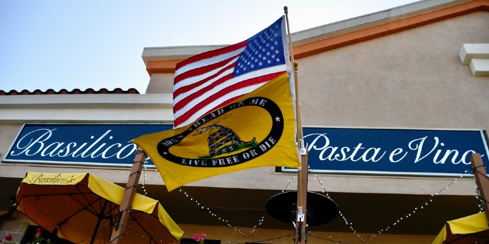 Patriotic California Restaurant Posts Notice: ‘Proof of Being Unvaccinated Required’