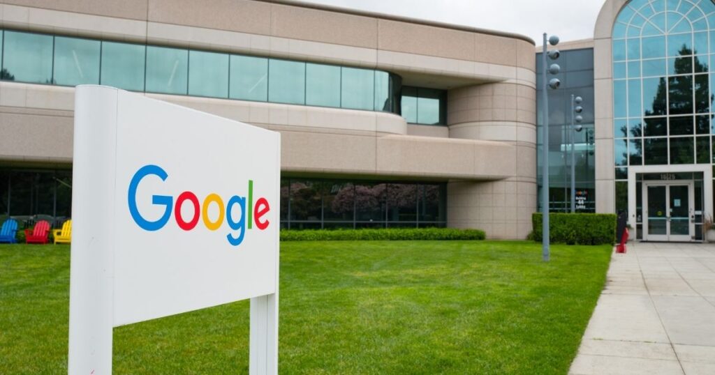 One of Google's Top Engineers Abandons the Company, Reveals Big Tech Rewrote Algorithms for an Insidious Goal