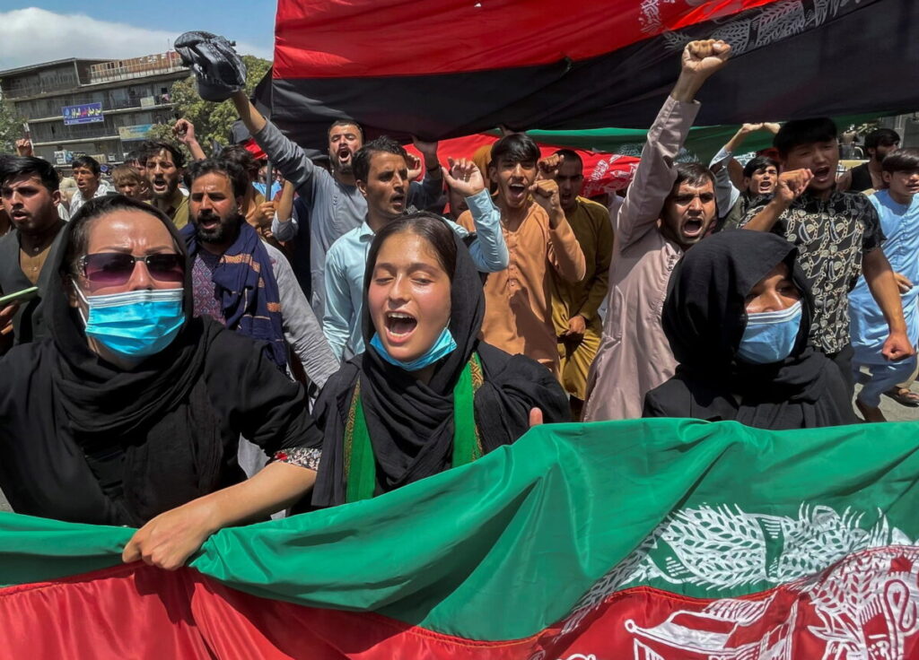 Anti-Taliban Forces Say They’ve Taken 3 Districts in Afghanistan’s North