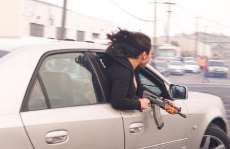 Woman Leans Out of Car Holding AK-47 in San Francisco in Broad Daylight