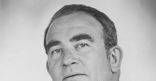 Emmy Award-Winning Veteran Actor Ed Asner Dies at 91
