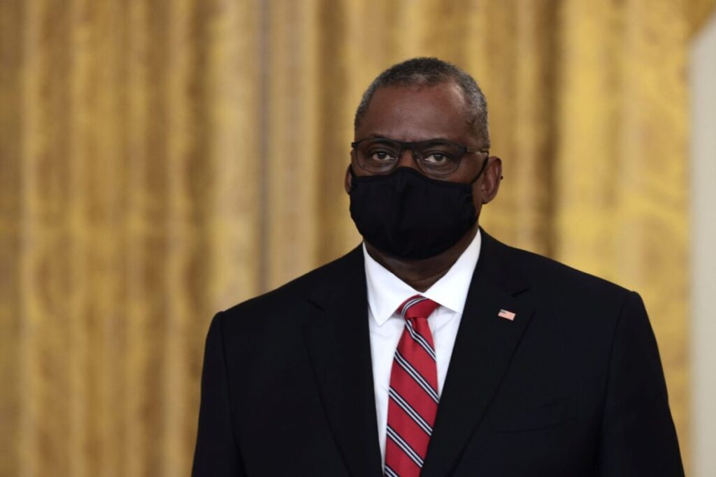 Defense Secretary Orders US Troops to Quickly Get Vaccinated Against COVID-19
