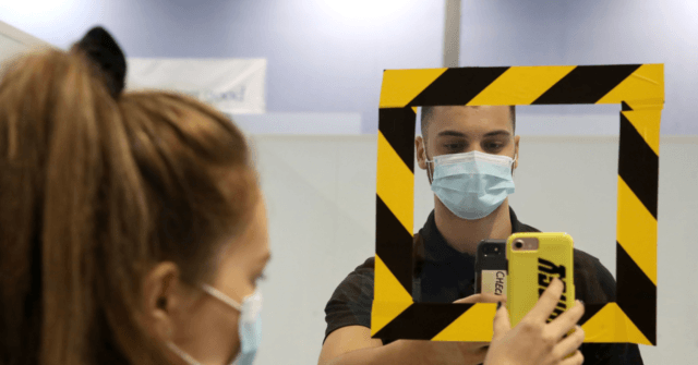 Socialised Healthcare Fail: 700,000 Vaccine Passports in Britain Contained False Records: Report