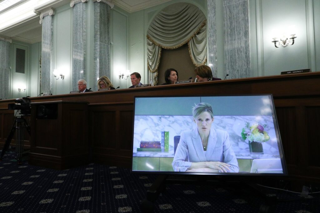 Senators Slam Facebook for Adverse Effect on Teens