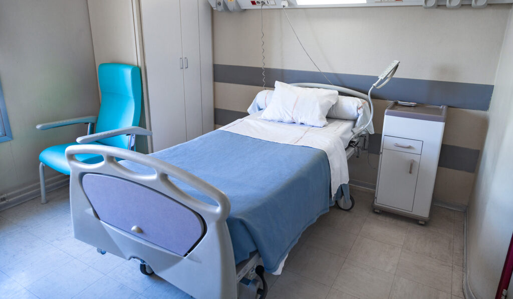 Texas Welcomes Unvaccinated Organ-Transplant Patients Refused Care in Colorado