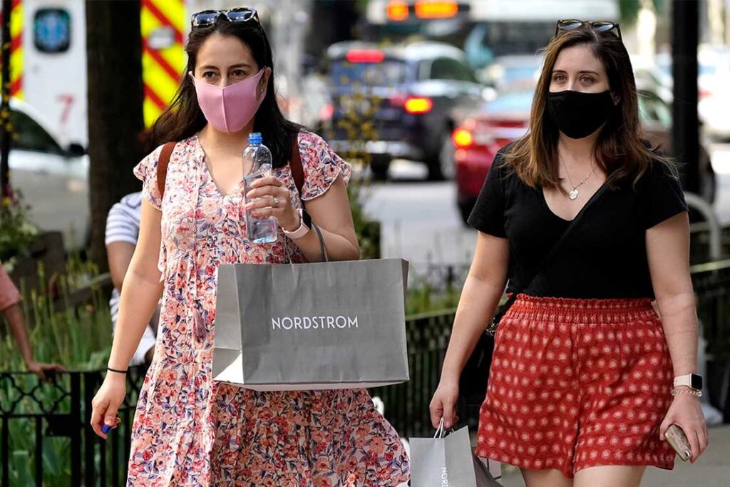 "Containergeddon": Shop now for the holidays, expect shortages later