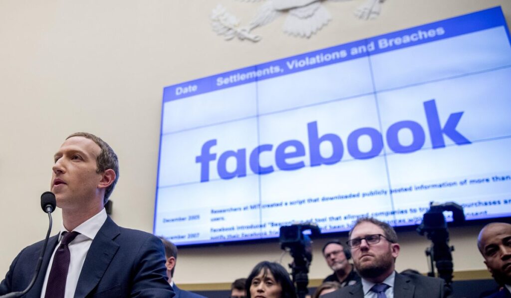 Facebook users allowed to share advice, tips on crossing border illegally