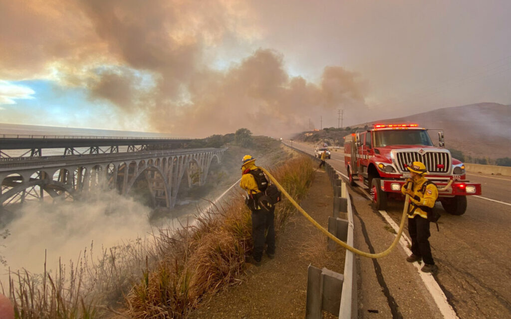 Southern California Fire Shuts Highway, Forces Evacuations