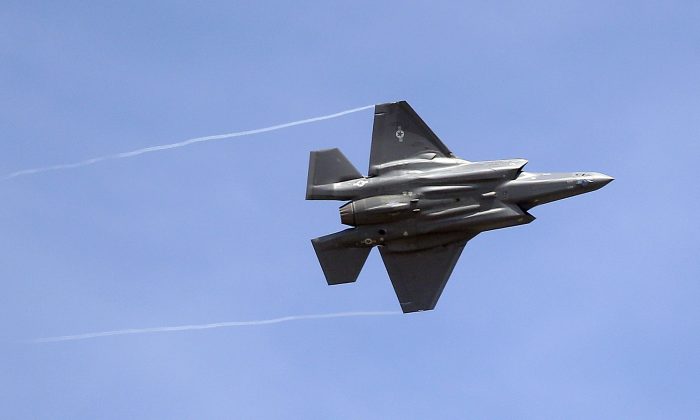 Taiwan: Secret US Jets Visited China