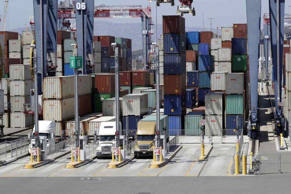 New Legislation Seeks to Do for the Supply Chain What Biden Administration Wouldn't