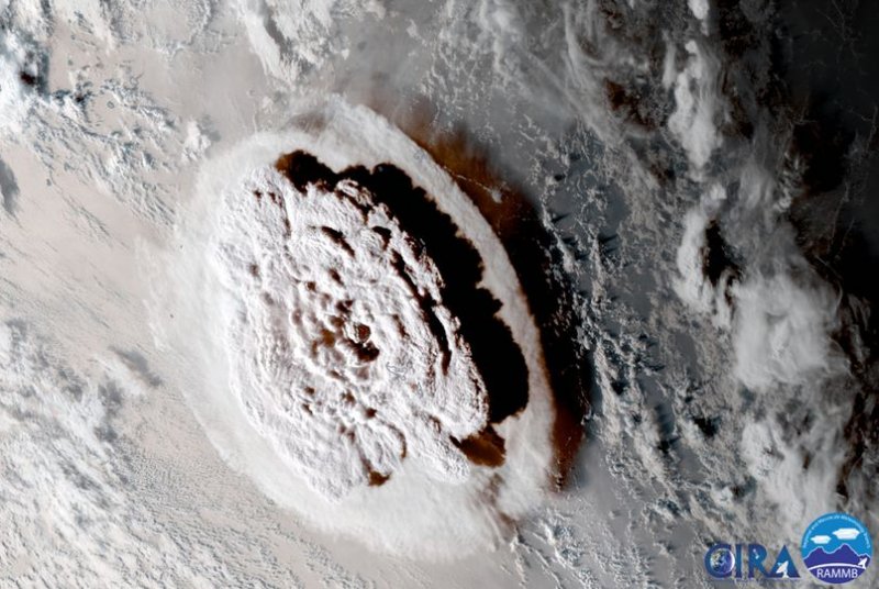 Tsunami hits Tonga after volcanic explosion; advisories issued for U.S., Canada