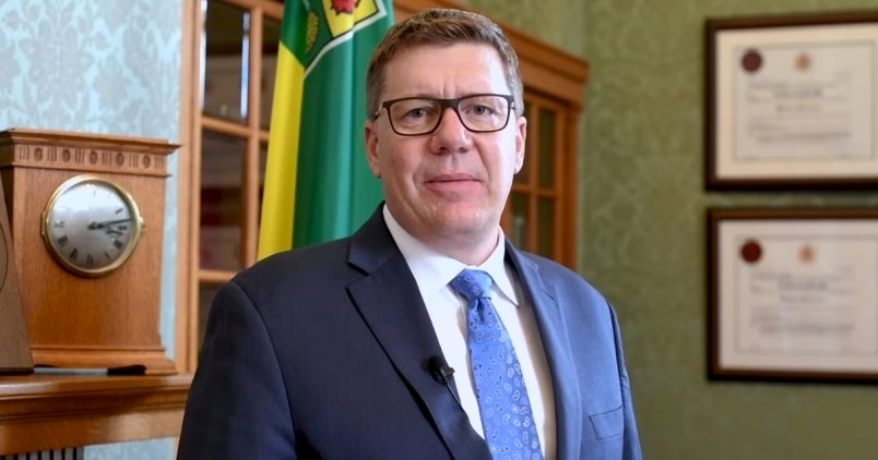 Saskatchewan premier offers support to Canadian truckers, promises to end COVID passports