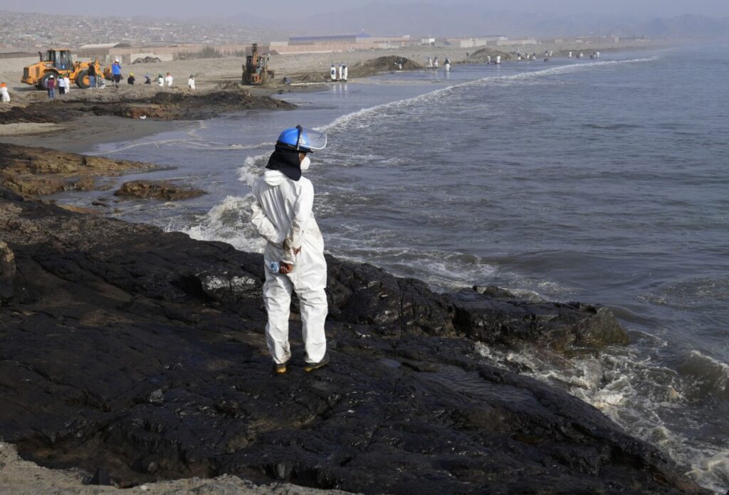 Waves From Eruption in Tonga Cause Oil Spill in Peru