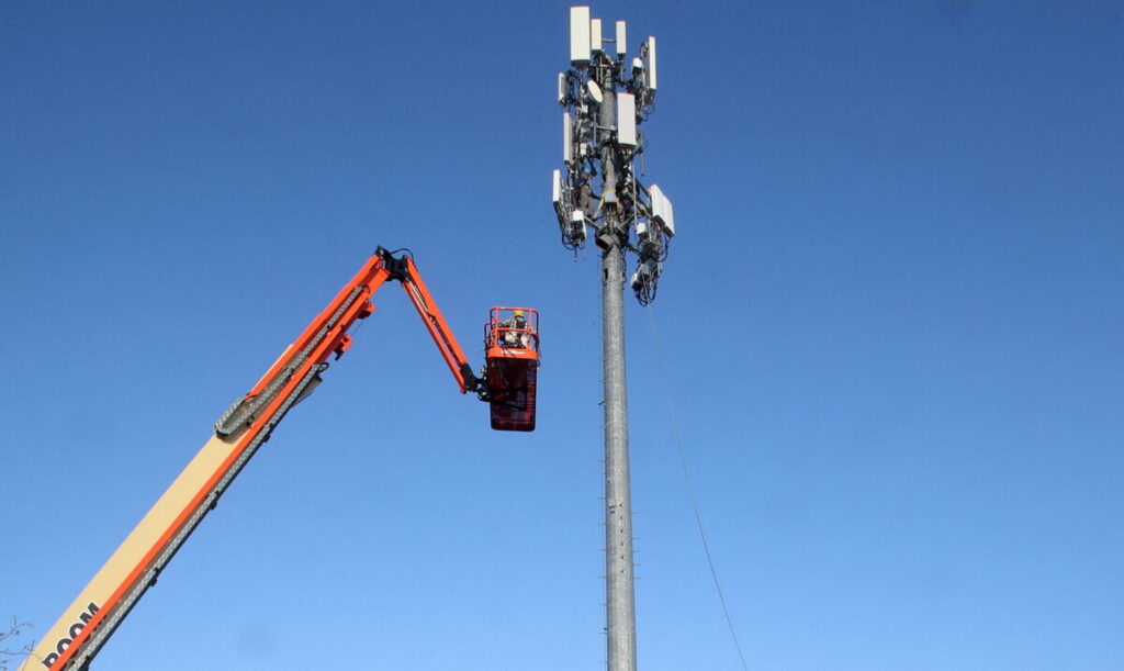 CEOs From Major US Airlines Warn 5G Technology Could Ground Planes