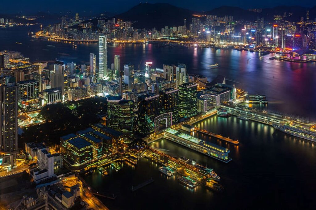 Hong Kong News Outlet Forced To Close Following Police Raid, Staff Arrests