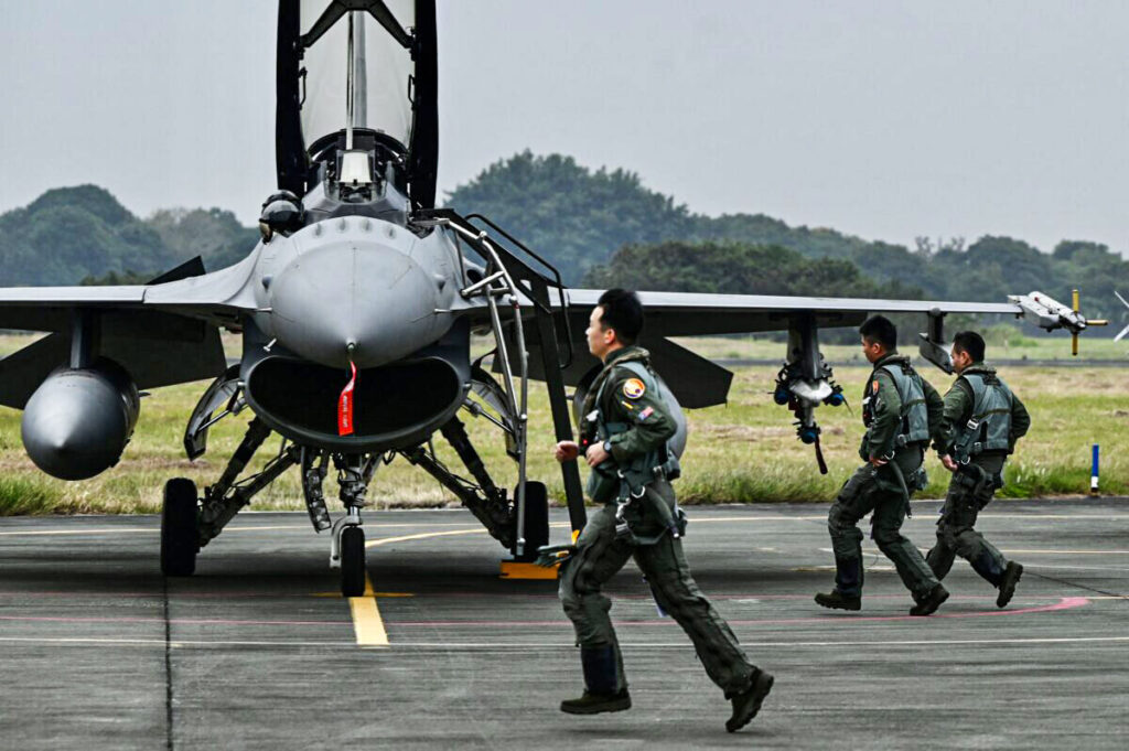 Taiwan Should Destroy Island’s Semiconductor Plants If China Invades, Paper Says
