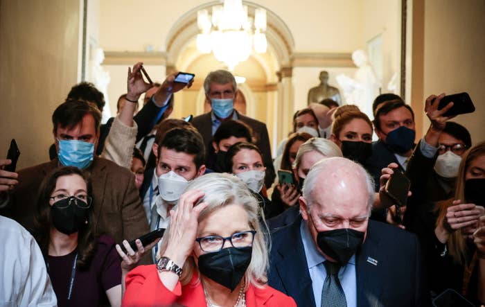 Democrats Give Bush’s Formerly Despised VP Dick Cheney Warm Embrace On House Floor, As He Aids RINO Daughter Liz In Her Efforts to Take Down Trump and His Supporters
