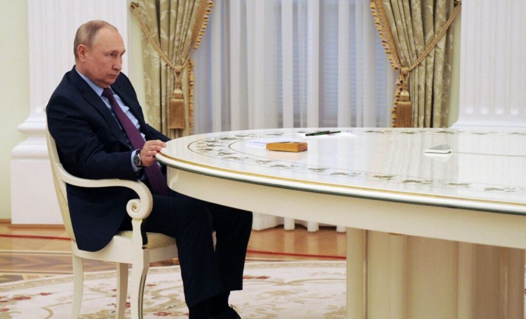 Putin: US Shouldn’t Blame Russia for Rise in Gas Prices