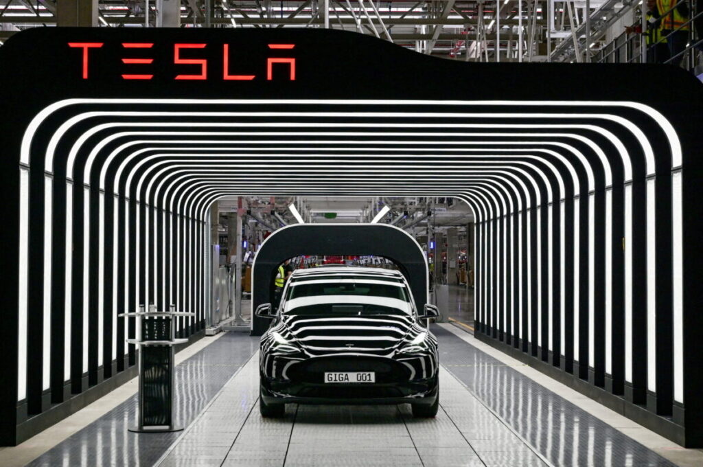Chinese Regime Seeks to Control Global EV Supply Chain, Leaving US Vulnerable: Experts