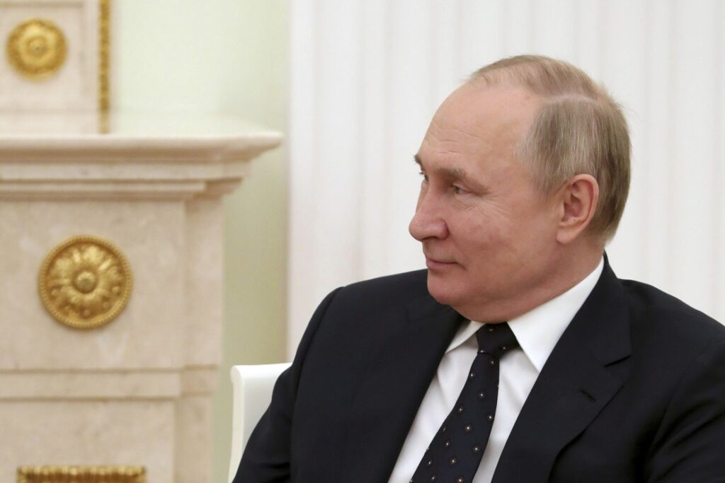 6 Russian Oligarchs Commit Suicide in Mysterious Outbreak of Epstein Syndrome